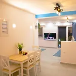Gikas 아파트 *